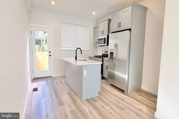 Philadelphia, PA 19146,3221 LATONA ST