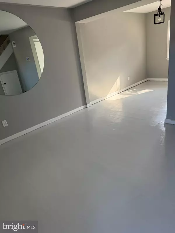 Temple Hills, MD 20748,2533 IVERSON ST