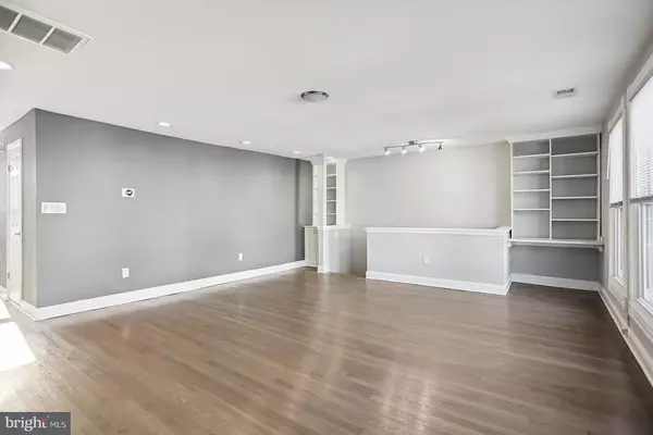 Washington, DC 20003,1507 FREEDOM WAY SE #2