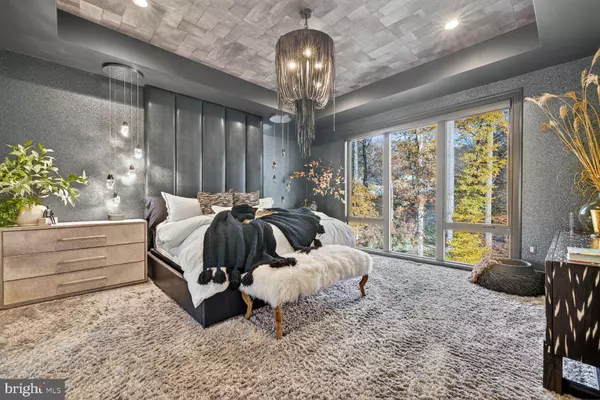 Potomac, MD 20854,11013 RIVERWOOD DR