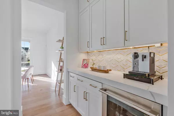 Mclean, VA 22101,1353 MONITOR LN