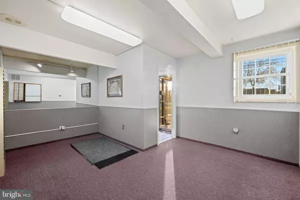 Trappe, PA 19426,123 W MAIN ST #2