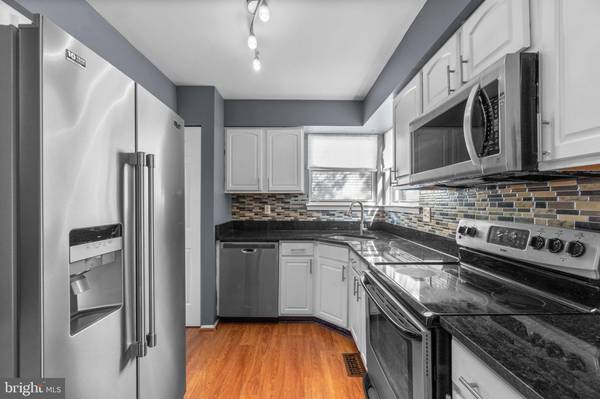 Ellicott City, MD 21043,8106 WOODED GLEN CT