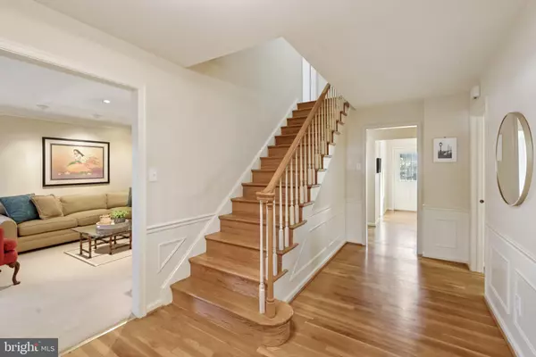 Potomac, MD 20854,9304 SPRINKLEWOOD LN