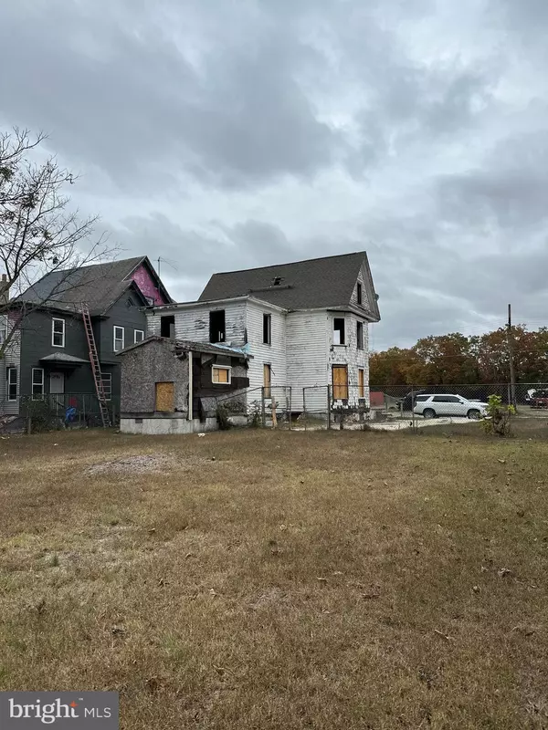 Millville, NJ 08332,304 S 6TH ST