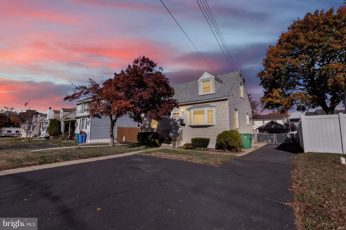 Croydon, PA 19021,2349 DIXON AVE