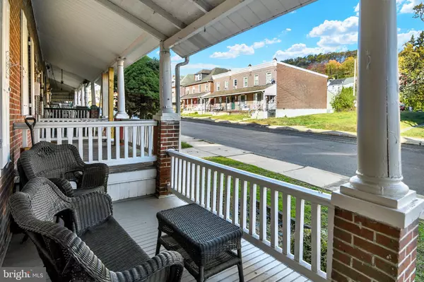 Coatesville, PA 19320,322 CHARLES ST