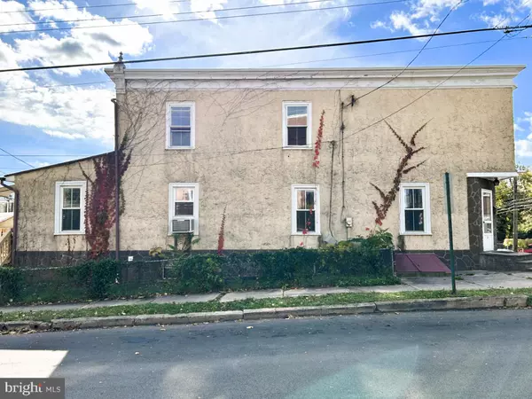 Norristown, PA 19401,150 FORREST AVE