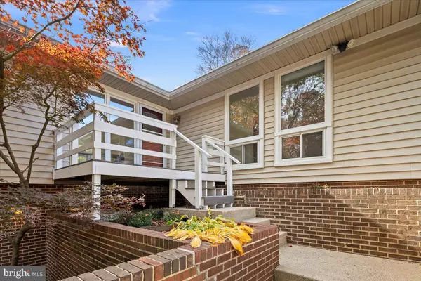 Alexandria, VA 22309,3713 MARYLAND ST