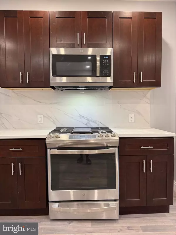 Philadelphia, PA 19131,5787 HUNTER ST