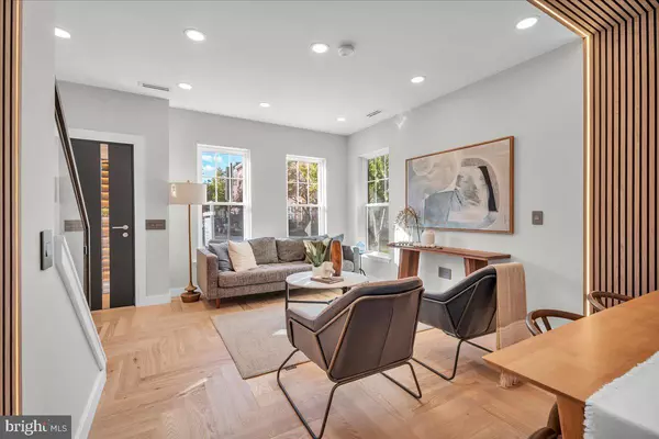 Philadelphia, PA 19147,1227 CLYMER ST