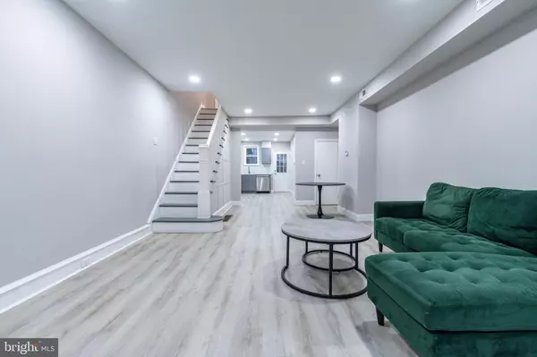 Philadelphia, PA 19145,1630 S HICKS ST