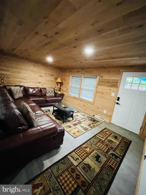 Hesston, PA 16647,12792 BAKERS HOLLOW RD