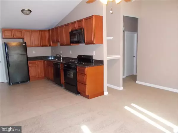 Maple Shade, NJ 08052,660 WINDSOR AVE