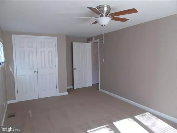 Maple Shade, NJ 08052,660 WINDSOR AVE