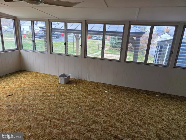 Mount Holly Springs, PA 17065,23 N BALTIMORE AVENUE