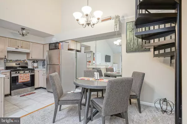 Mantua, NJ 08051,1215 TRISTRAM CIR