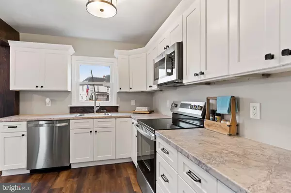 Harrisburg, PA 17109,3102 SCHOOLHOUSE LN