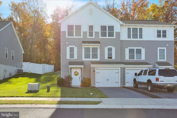 Robesonia, PA 19551,424 SMOKERING DR