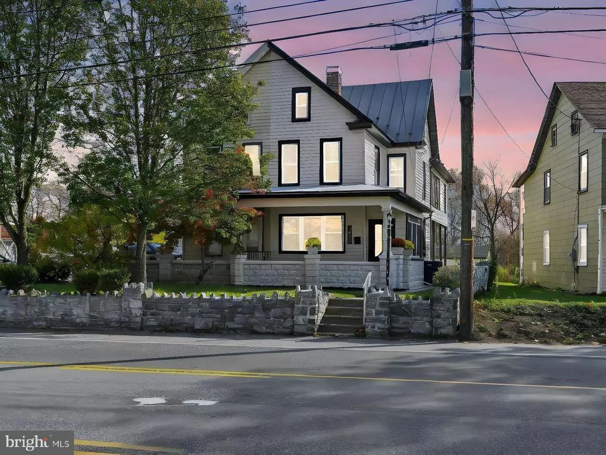 Annville, PA 17003,1074 E MAIN ST