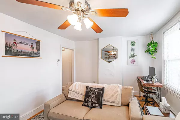 Conshohocken, PA 19428,330 W 3RD AVE #UNIT 2