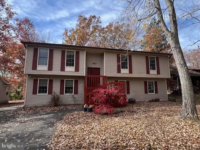 Locust Grove, VA 22508,205 FAIRFAX LN