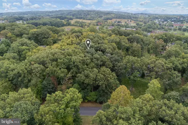 Center Valley, PA 18034,2550 BALLYBUNION