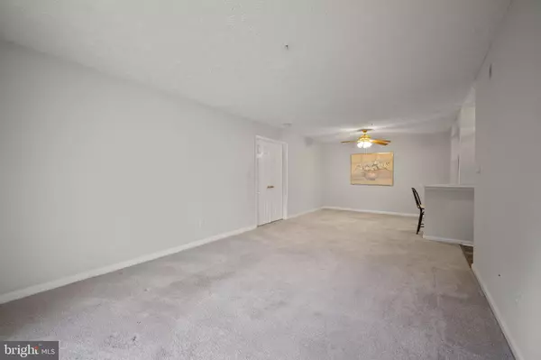 Reisterstown, MD 21136,570 KENNINGTON RD #570