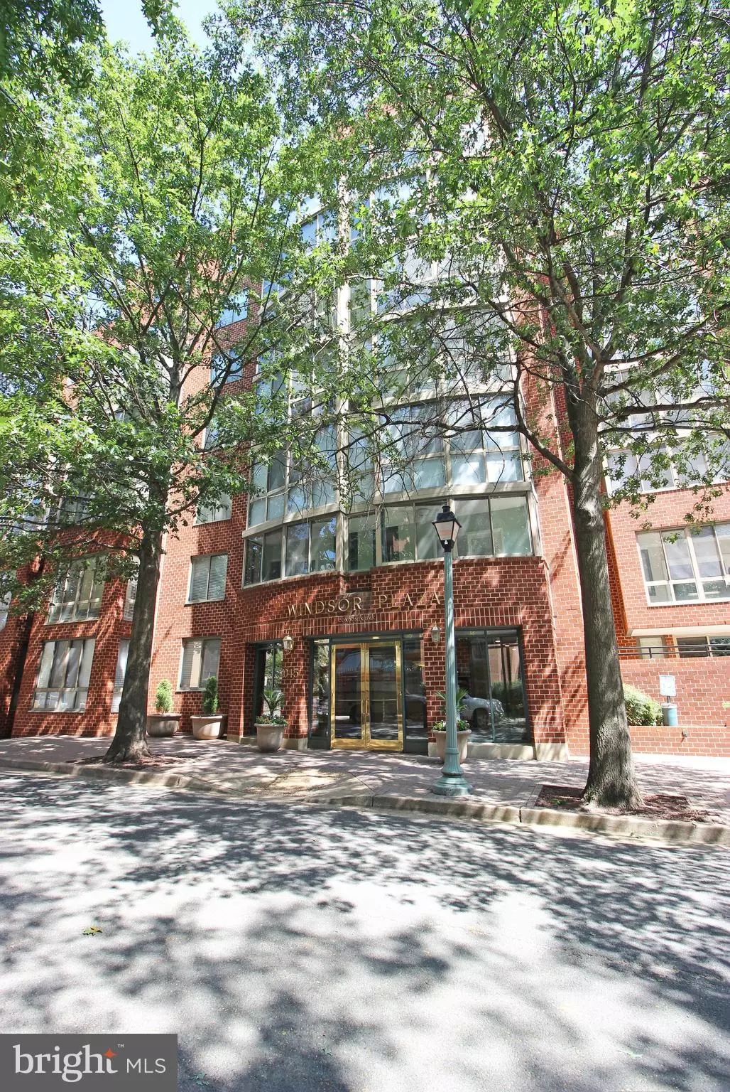 Arlington, VA 22201,1045 UTAH ST #108