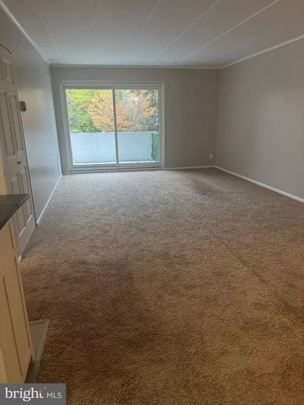 33 W CHESTER PIKE #B12, Ridley Park, PA 19078