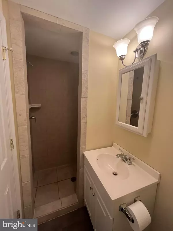 Orange, VA 22960,19529 CONSTITUTION HWY