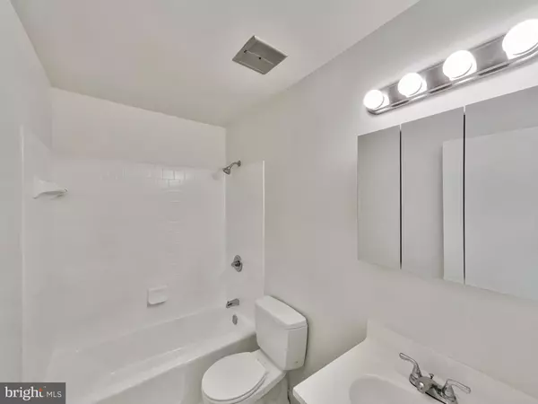 Manassas, VA 20109,10625 PROVINCIAL DR #E