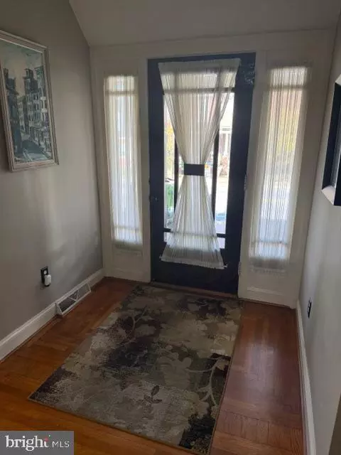 Mechanicsburg, PA 17055,517 W MAIN ST