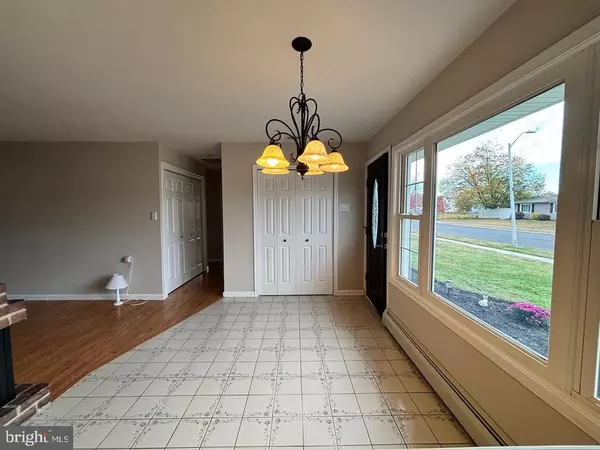 Levittown, PA 19055,95 STONYBROOK DR #S