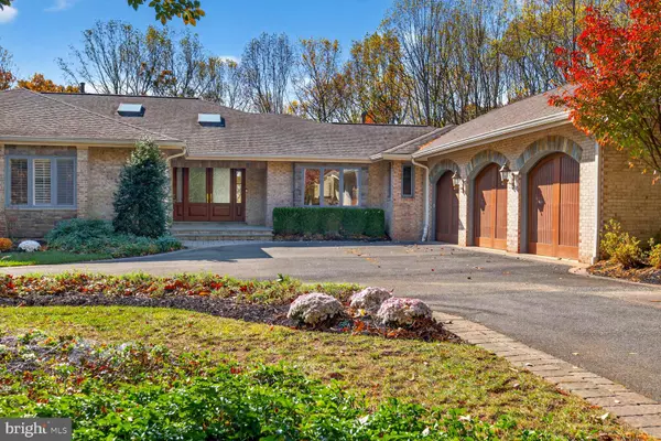 9209 VENDOME DR, Bethesda, MD 20817