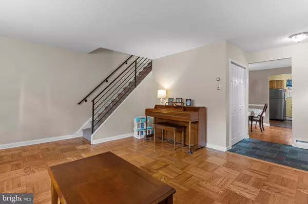 Philadelphia, PA 19111,8310 TABOR AVE