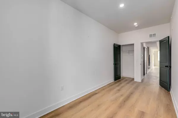 Philadelphia, PA 19133,1222 W SILVER ST #3