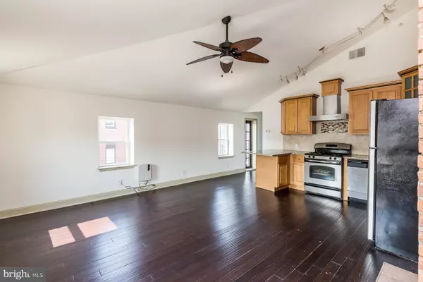 Philadelphia, PA 19125,1600 FRANKFORD AVE #3