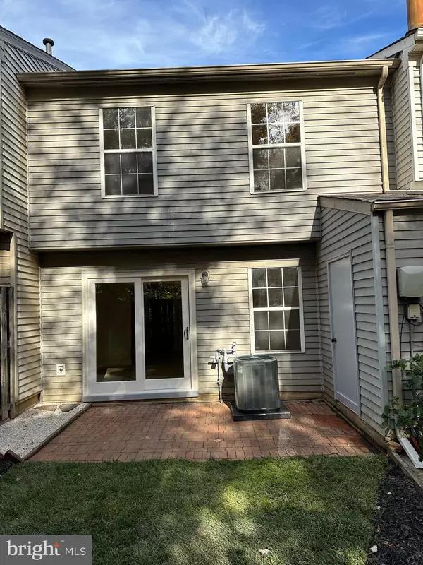 Woodbridge, VA 22193,4703 S PARK CT