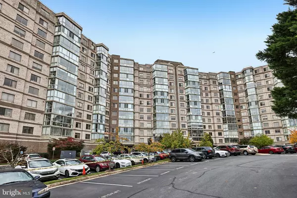 Leesburg, VA 20176,19375 CYPRESS RIDGE #708