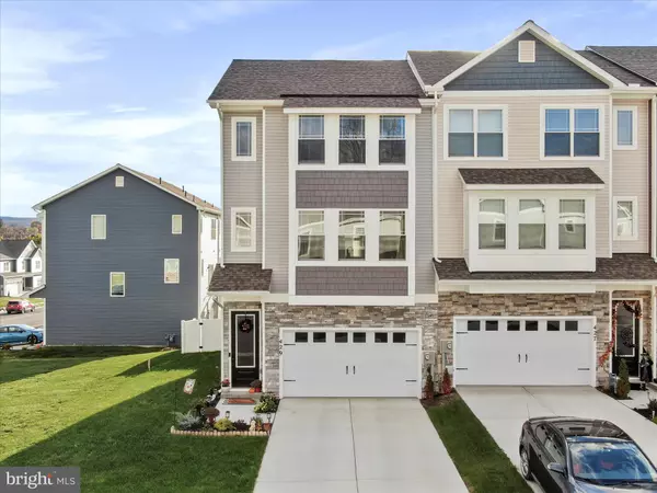 429 ABIGAIL AVE, Waynesboro, PA 17268