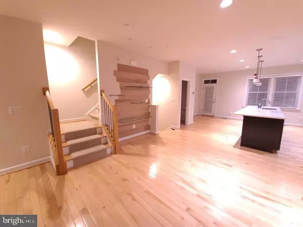 Fairfax, VA 22030,11402 RIDGELINE RD