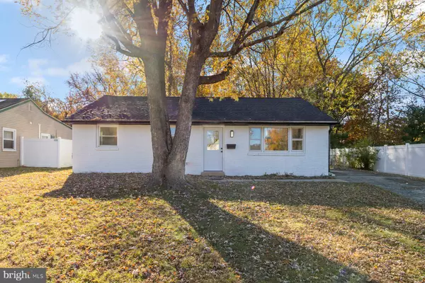 Woodbury, NJ 08096,433 TROWBRIDGE AVE