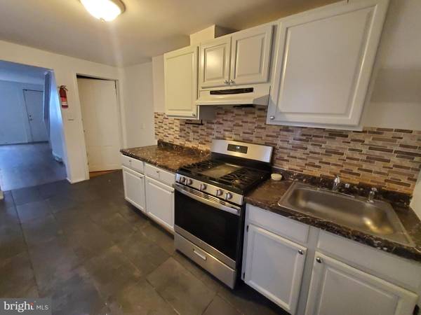 Reading, PA 19602,404 S 9TH ST