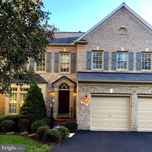 8623 JAMES CREEK DR, Springfield, VA 22152