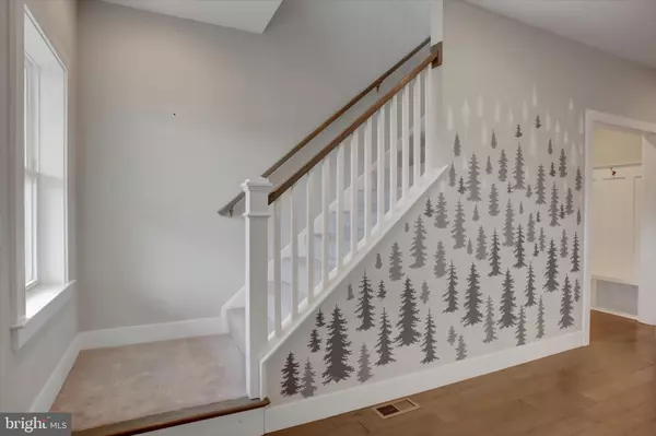 Mechanicsburg, PA 17055,109 WRIGHT DRIVE