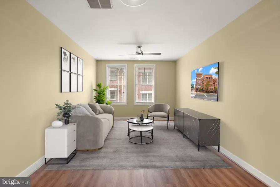 181 E REED AVE #206, Alexandria, VA 22305