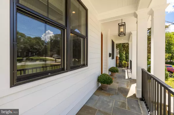 Kensington, MD 20895,4309 DRESDEN ST