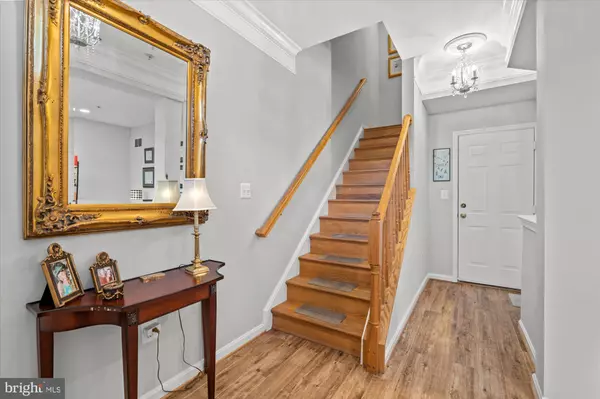 Alexandria, VA 22304,326 CAMERON STATION BLVD