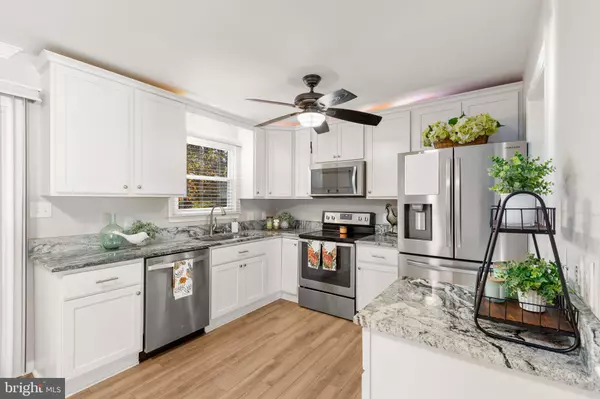 Spotsylvania, VA 22553,10403 DANIELS CT